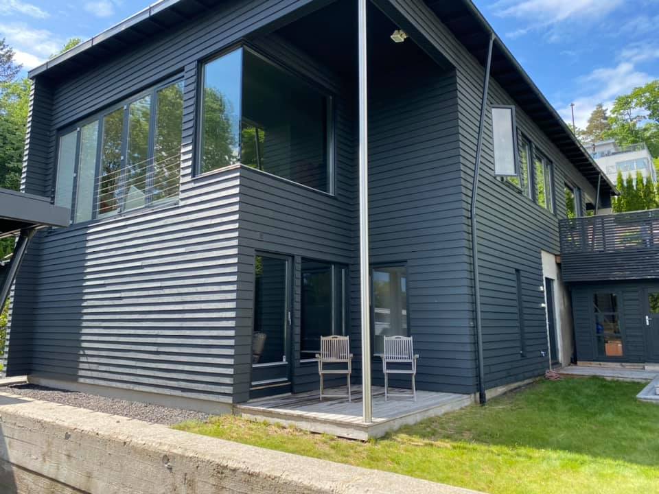 Hus som har blitt utført fasadevask på